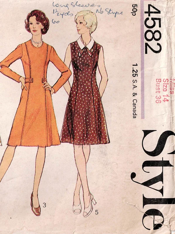Style 4582 Womens Fit & Flared Panelled Dress 1970s Vintage Sewing Pattern Size 14 Bust 36 inches