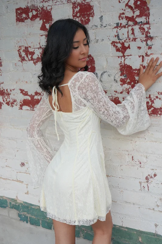 Wendy Flare Lace Dress