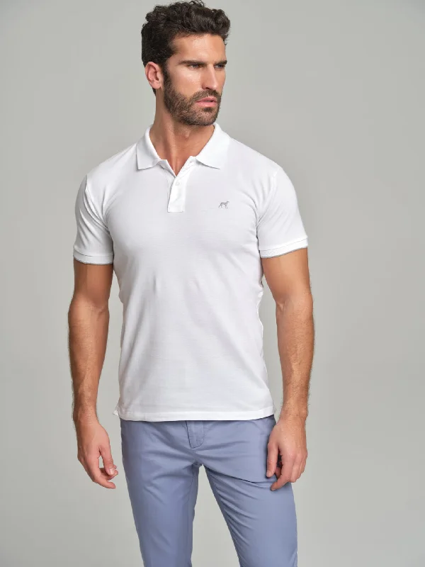 Slim fit basic piquet polo shirt with wrinkled placket Stylish Split-Hem Short Shirt