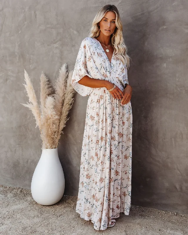 Amelia Floral Kimono Maxi Dress Stylish Maxi Dress with Pleats