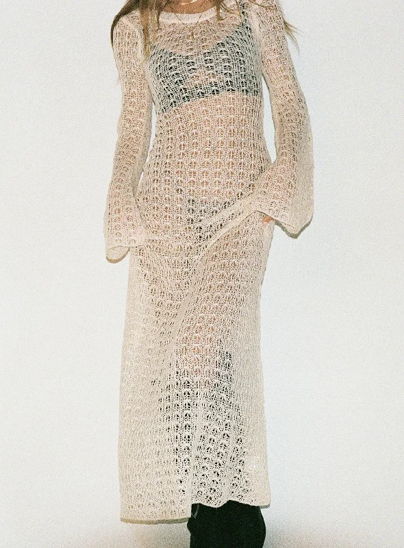 Margarida Crochet Maxi Dress Beige Trendy Fit-and-Flare Maxi Dress
